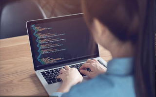 大理 api php源码,下载的php源码怎么运行呢？
